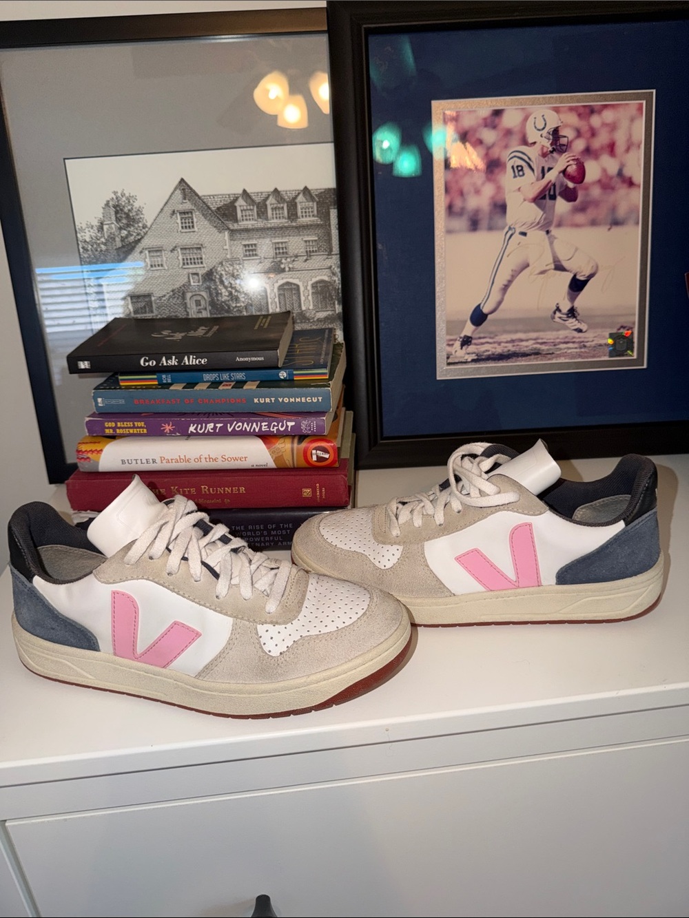 Veja Sneakers, women’s size 8